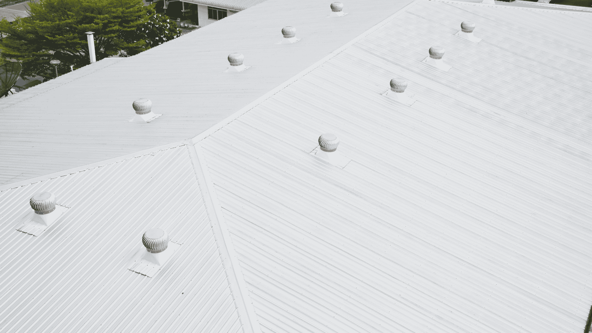 Large commercial metal roof system installed by professional roofing company in Chicagoland Illinois